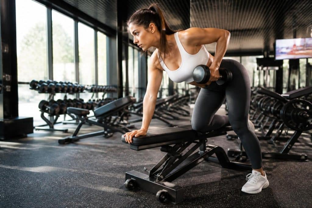 découvrez un programme de musculation spécialement conçu pour les femmes, efficace pour tonifier et sculpter votre corps en douceur et harmonie.